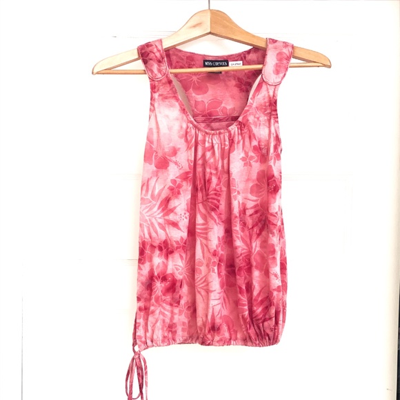 SzM / Miss Chievous Floral Sleeveless Top - Picture 3 of 12